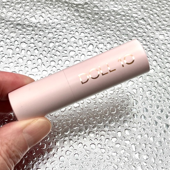 Doll 10 Smooth Lipstick-Kiss Me - Picture 2 of 4